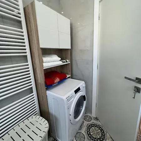 View At The Location * קסטוריה